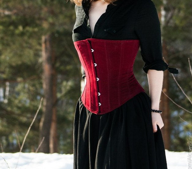 Gothic Steampunk: A Guide to Embracing the Dark Aesthetic – Corsettery  Authentic Corsets USA