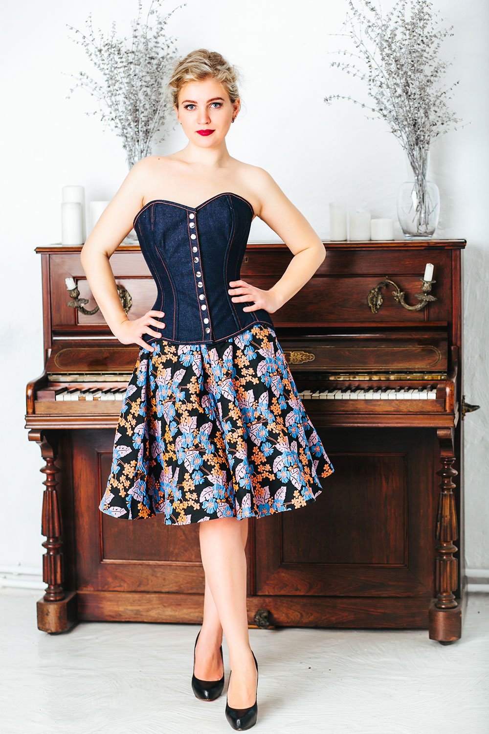 Using corsets for your fashion editorial – Corsettery Authentic Corsets USA