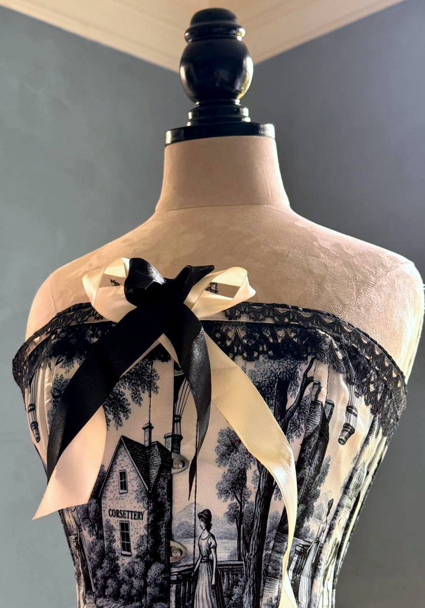 The Versailles Garden Overbust Noir Ivoire Corset – Pastoral