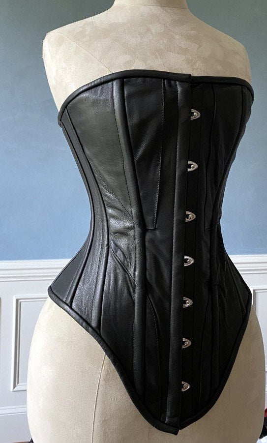 Black Leather Under Bust Edwardian Corset EMEERA (18) at  Women's  Clothing store