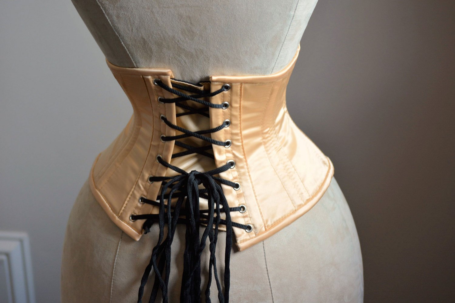 Short nude satin steelboned authentic waspie corset for tight lacing. Steel  boned satin corset belt