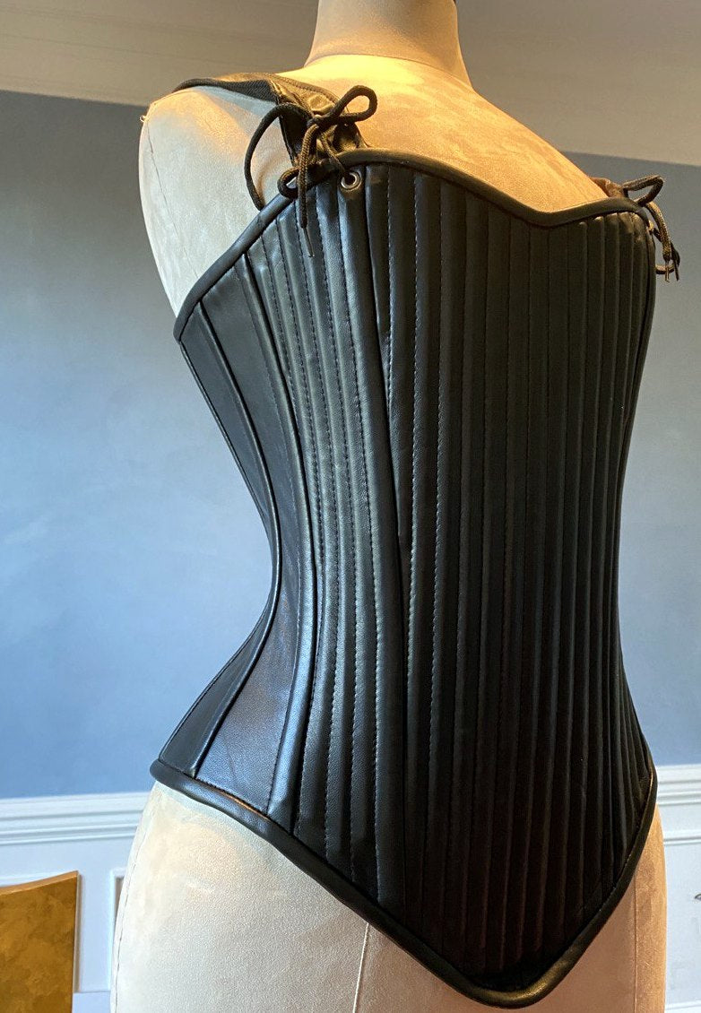 Lambskin full bust vintage historical pattern corset with shoulder straps (40+ steel bones). Different colors of leather are available Corsettery