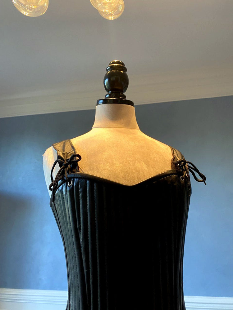 
                  
                    Lambskin full bust vintage historical pattern corset with shoulder straps (40+ steel bones). Different colors of leather are available Corsettery
                  
                