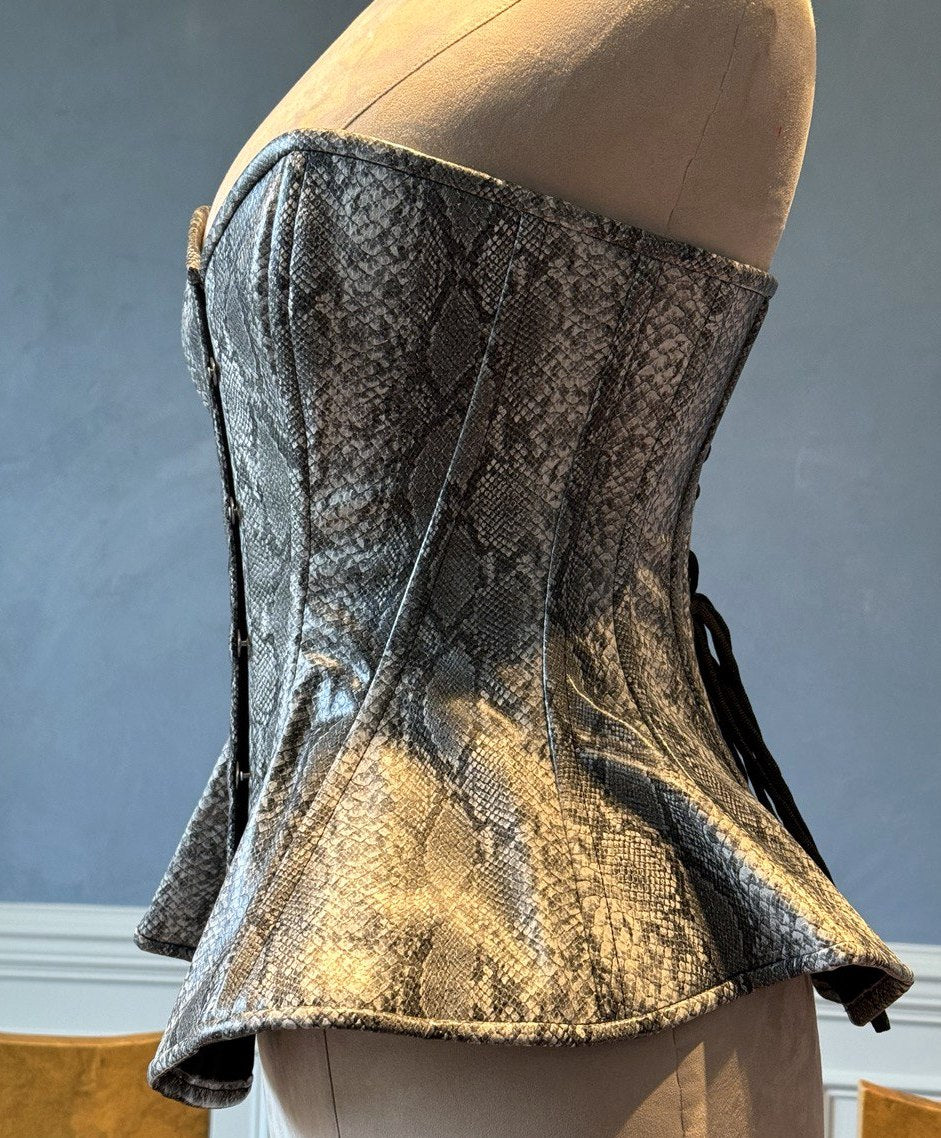 The Ramona Corset. Bespoke high quality authentic peplum style corset from eco snake leather (PVC) on steel bones, vintage, wedding, victorian corset.