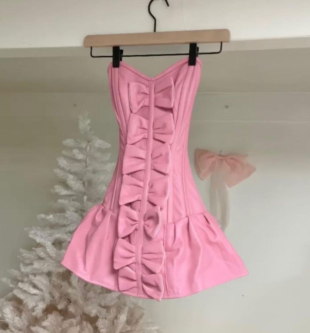 Authentic real pink leather corset dress with skirt, Barbie, Unicorn or Little Pony Cosplay. Pinup, sexy, prom, Valentine, wedding dress 22 / Red Authentic real pink leather corset dress with skirt, Barbie, Unicorn or Little Pony Cosplay. Pinup, sexy, prom, Valentine, wedding dress 22 / Red