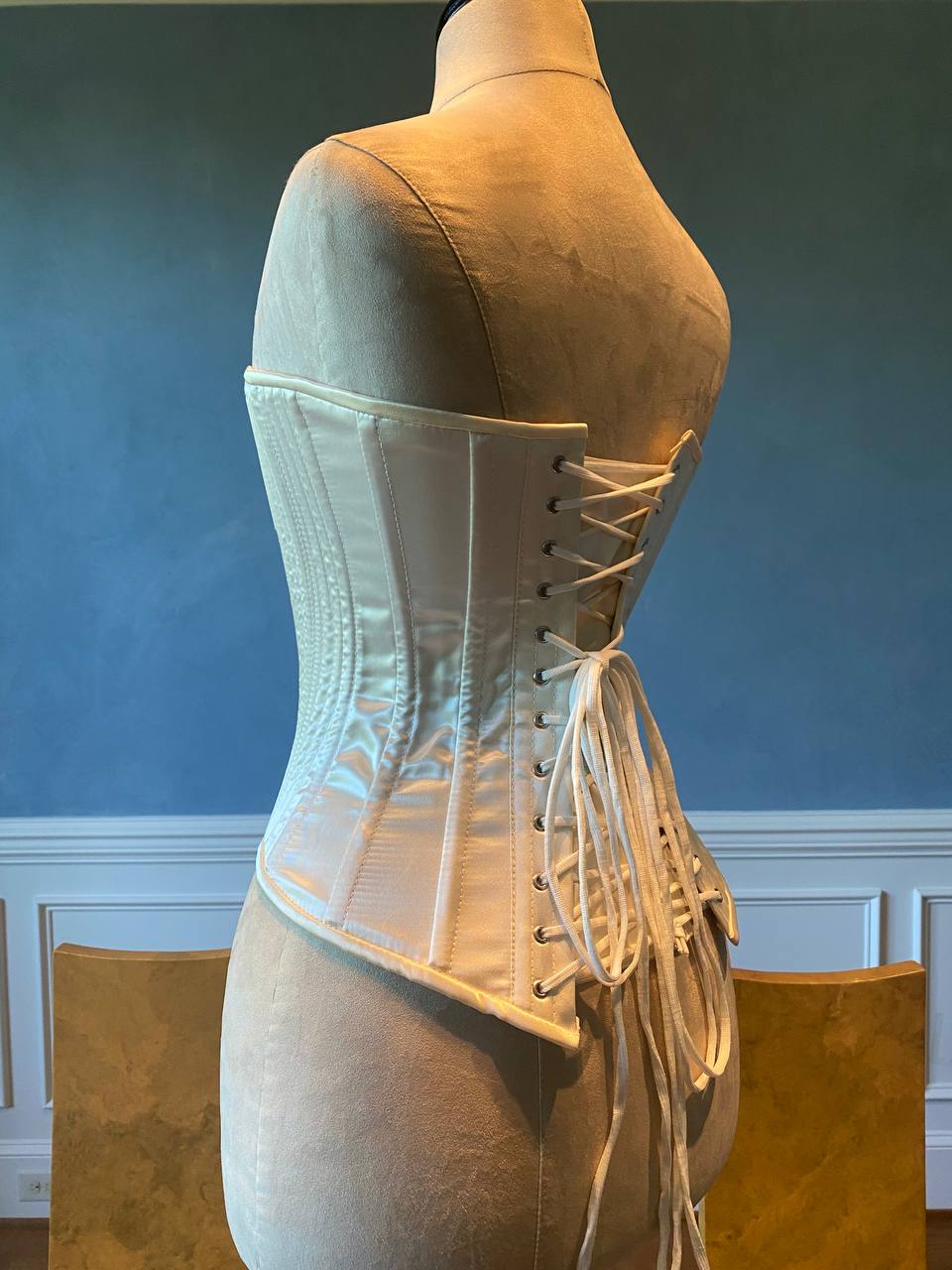 Vintage satin full bust historical pattern corset with 40 steel bones.  Elizabeth I Tudor corset pattern