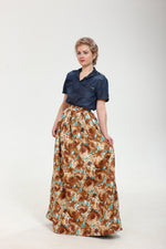 Terribly floral! Exclusive full shaped maxi skirt from thin exclusive floral cotton fabric.
